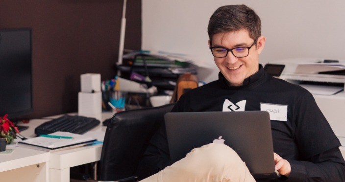 programer u IT kompaniji